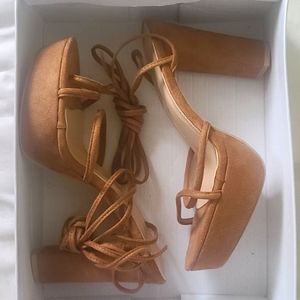 suede  flatform gladiator sandals